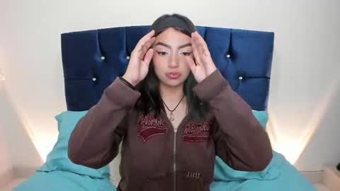 Samantha online show from 09/16/25, 04:35