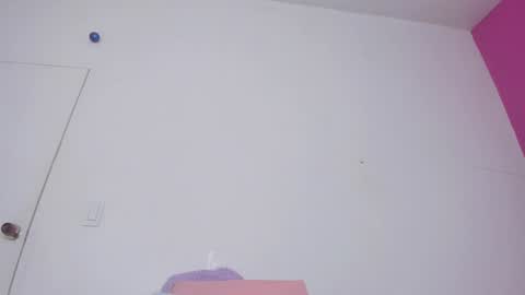 Snapshot of sammy_sm_ chatting on 01/15/25, 06:12 Sammy online show from 01/15/25, 06:12