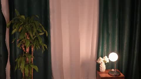 Snapshot of sammylaszlow chatting on 07/19/26, 02:59 Sammy online show from 07/19/26, 02:59