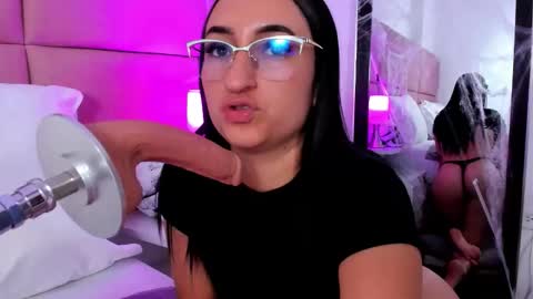 Sammy Morales online show from 10/21/25, 04:19