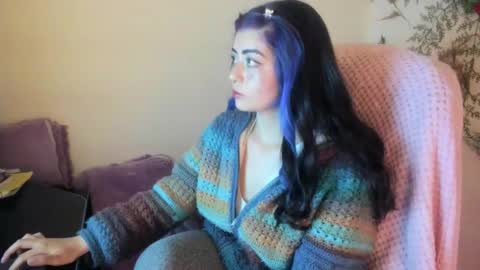   online show from 10/24/25, 02:30