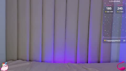 Snapshot of samphillipss chatting on 01/14/25, 10:34 Sammuel online show from 01/14/25, 10:34