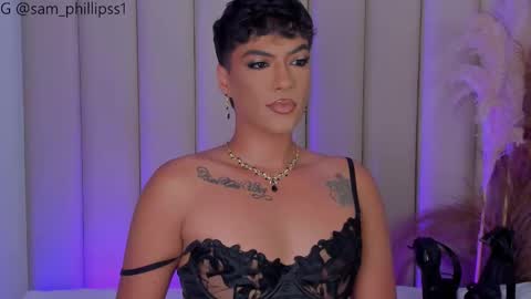 Snapshot of samphillipss chatting on 09/17/25, 12:01 Sammuel online show from 09/17/25, 12:01