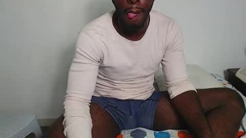 Snapshot of samsondauda chatting on 02/13/25, 05:58 samson dauda online show from 02/13/25, 05:58