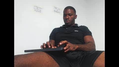 Snapshot of samsondauda chatting on 02/14/25, 01:02 samson dauda online show from 02/14/25, 01:02