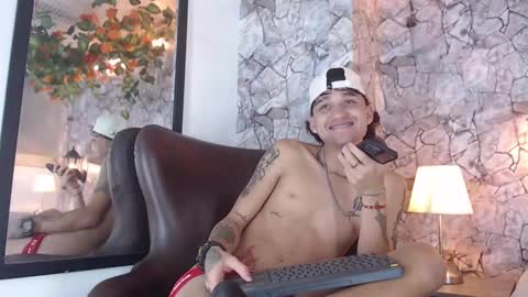 Snapshot of samueel_hilton chatting on 12/13/24, 07:25 samueel_hilton online show from 12/13/24, 07:25