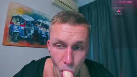 Samuel online show from 02/13/25, 03:29