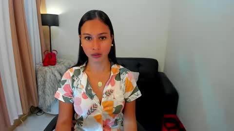 Snapshot of samuelangelo chatting on 01/17/25, 12:42 Sam online show from 01/17/25, 12:42