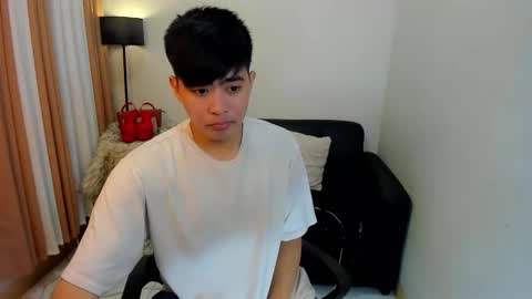 Snapshot of samuelangelo chatting on 02/03/25, 03:53 Sam online show from 02/03/25, 03:53