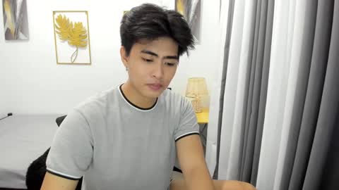 Snapshot of samuelangelo chatting on 03/12/25, 07:24 Sam online show from 03/12/25, 07:24