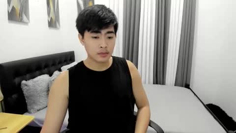 Snapshot of samuelangelo chatting on 10/13/25, 11:05 Sam online show from 10/13/25, 11:05