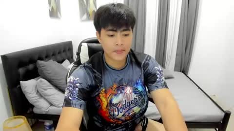 Snapshot of samuelangelo chatting on 07/11/26, 12:30 Sam online show from 07/11/26, 12:30
