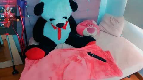 Snapshot of samy_huber chatting on 02/03/25, 06:49 SAMY HUBER online show from 02/03/25, 06:49