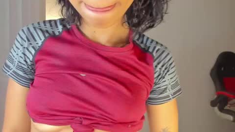 Hello I am absent due to a family calamity I will return soon-hola estoy ausente por un problema familiar volvere pronto. online show from 02/24/25, 11:19