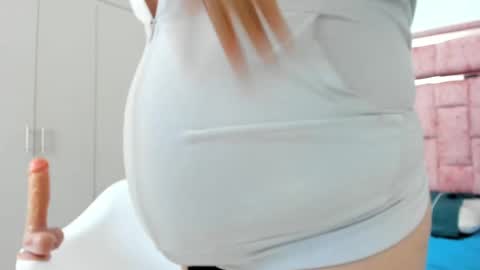 Snapshot of samy_nix chatting on 02/13/25, 03:14 SAMY online show from 02/13/25, 03:14