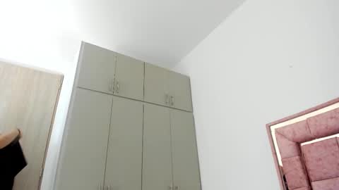 Snapshot of samy_nix chatting on 02/28/25, 03:37 SAMY online show from 02/28/25, 03:37