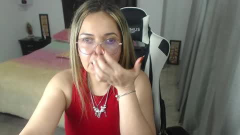 samy_vsn online show from 02/08/25, 03:19