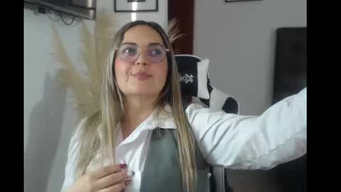 samy_vsn online show from 09/23/25, 10:24