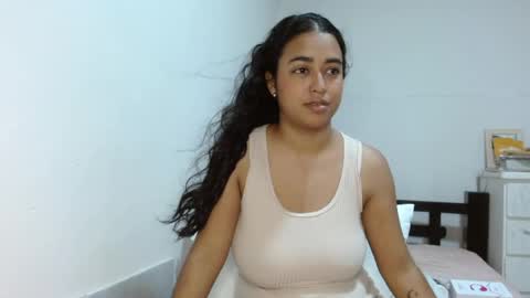 Snapshot of samyathome chatting on 05/16/26, 01:54 Samy nice too meet u online show from 05/16/26, 01:54