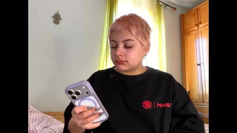 Samymoon online show from 03/12/26, 09:48