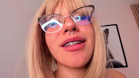 samysharky online show from 03/08/25, 11:39