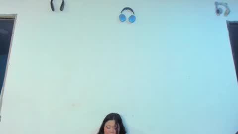 Snapshot of samyyriverss chatting on 12/27/24, 03:09 Samy and Valery online show from 12/27/24, 03:09