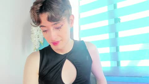 Snapshot of san_love_kh chatting on 01/10/25, 02:02 online show from 01/10/25, 02:02