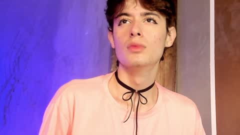 Snapshot of san_love_kh chatting on 01/27/25, 01:19 online show from 01/27/25, 01:19