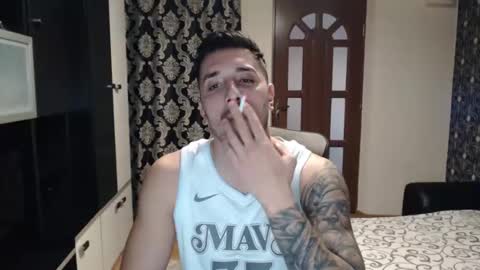 Snapshot of sanchezerik4 chatting on 12/28/24, 08:37 Sanchez Erik online show from 12/28/24, 08:37