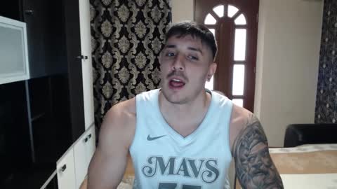 Snapshot of sanchezerik4 chatting on 02/14/25, 10:07 Sanchez Erik online show from 02/14/25, 10:07