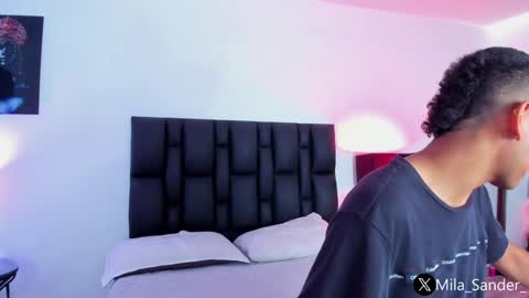 Snapshot of sander_mila chatting on 01/06/25, 09:00 MilaSander online show from 01/06/25, 09:00