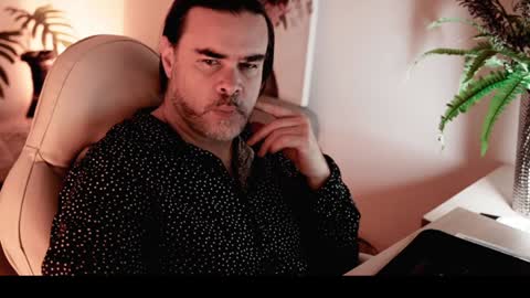 Sanders online show from 01/20/25, 05:37