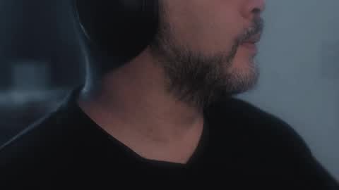 Sanders online show from 04/21/26, 05:03