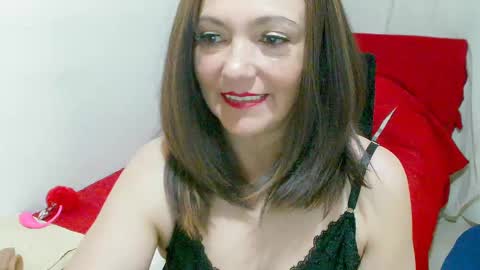 Snapshot of sandi_amaya chatting on 12/19/24, 11:14 sandi amaya online show from 12/19/24, 11:14