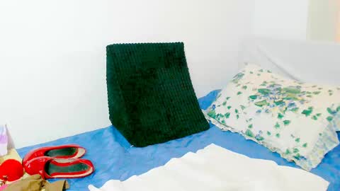 Snapshot of sandi_amaya chatting on 02/28/25, 03:15 sandi amaya online show from 02/28/25, 03:15