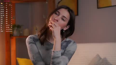 Isabel but you can call me Bella online show from 04/24/26, 01:52