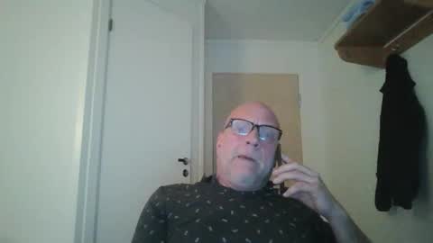 sandnesrune523 online show from 01/15/26, 01:59