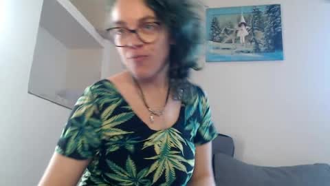 Sandra online show from 03/27/26, 03:45