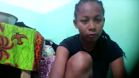 sandra1253099 online show from 11/24/25, 07:41