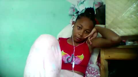 sandra1253099 online show from 12/05/25, 07:06