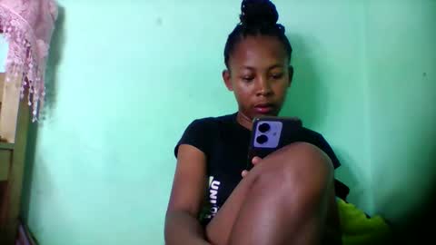 sandra1253099 online show from 03/06/26, 06:43