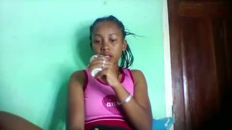 sandra1253099 online show from 04/19/26, 06:13