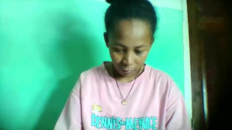 sandra1253099 online show from 05/13/26, 07:28