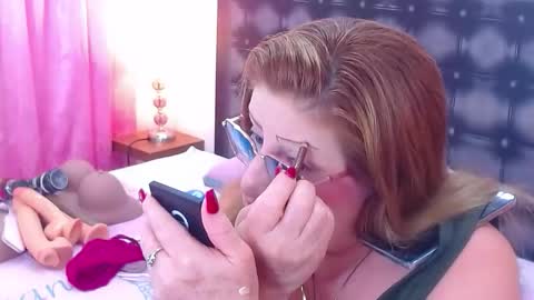 SANDRA online show from 09/22/25, 11:23