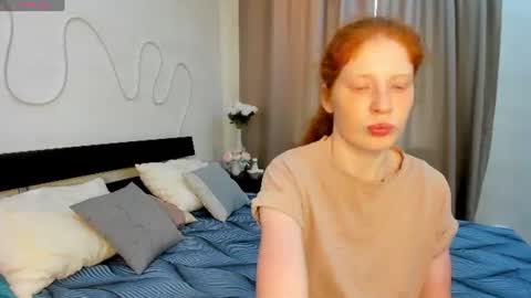Snapshot of sandra__wilson chatting on 06/22/26, 01:40 Sandra online show from 06/22/26, 01:40