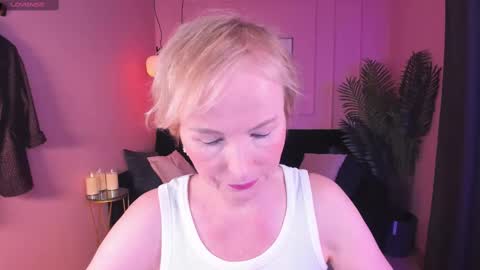 Sandra online show from 01/26/25, 05:56