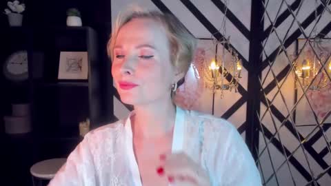 Sandra online show from 02/24/25, 08:49