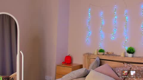 sandraa_anderson online show from 04/23/26, 11:51