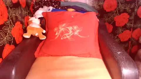 Sandra online show from 12/20/25, 06:26