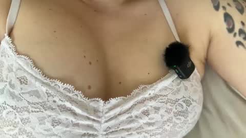 Sandra Schonherz online show from 02/22/25, 09:34